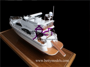 Yacht scale models